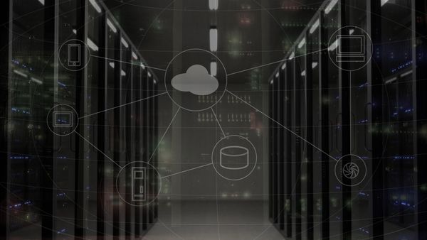 Setting up a simple LEMP Stack on Arch Linux